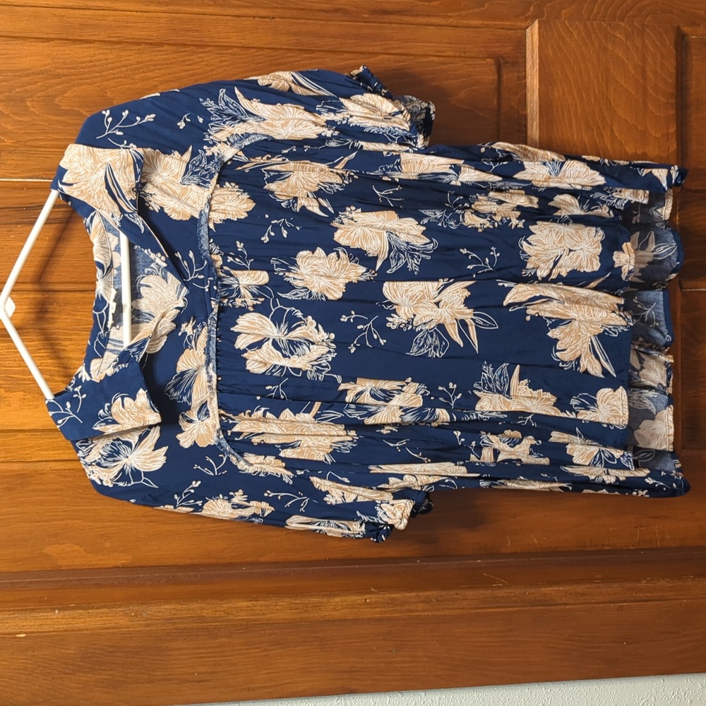 Jodifl Tan and Blue Floral Tunic SZ 2X